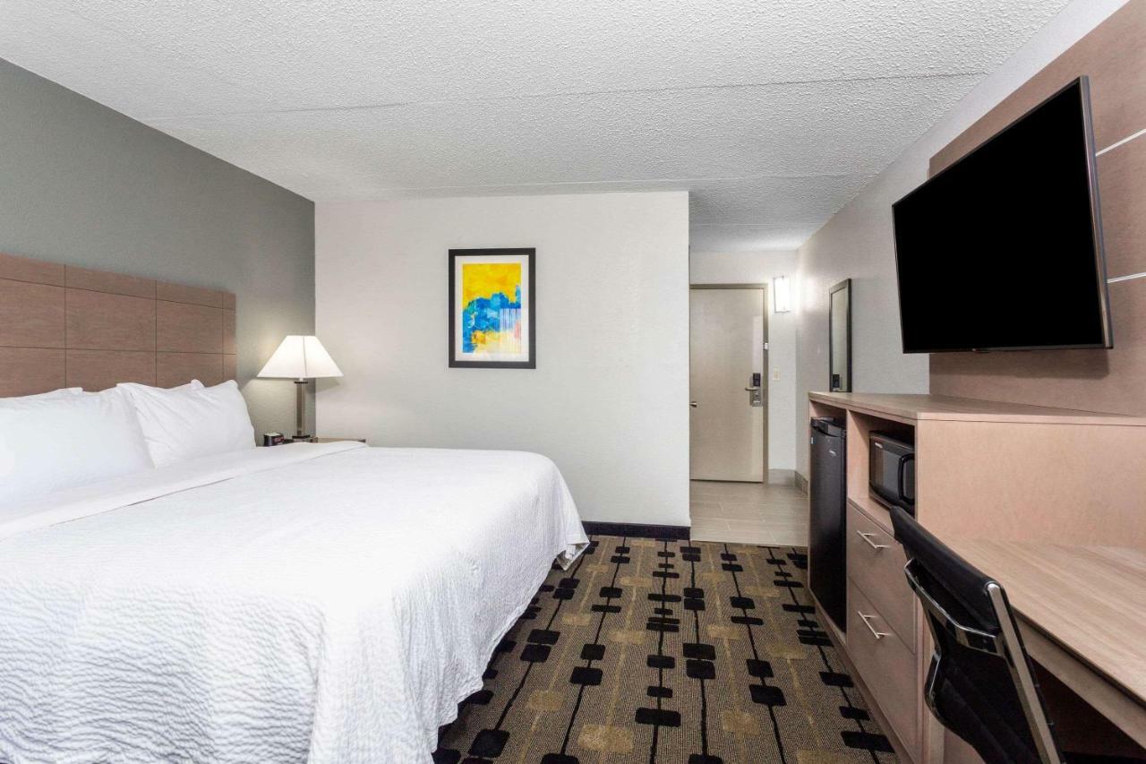 Sleep University Area Hotel Terre Haute